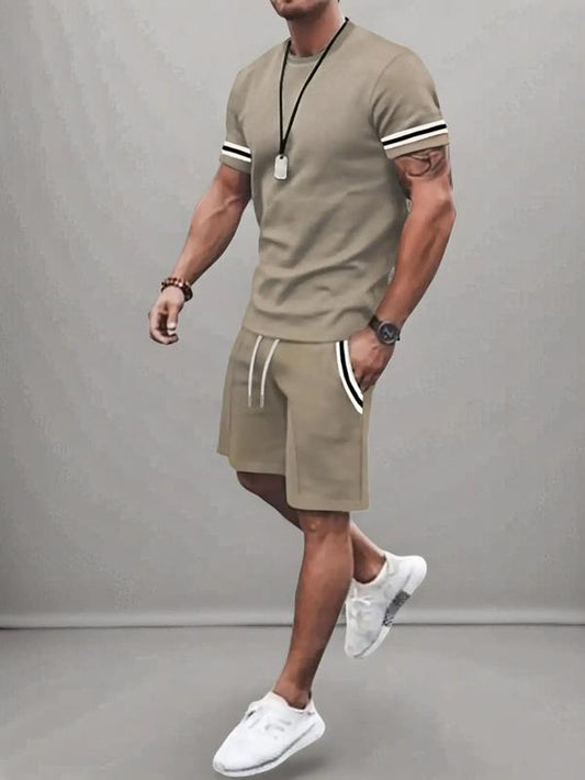 Two-Piece Set Men'S Contrast Binding Tee & Drawstring Waist Shorts Set, Quality and Comfort Casual Short Sleeve round Neck T-Shirt & Pocket Track Shorts, Summer Outfits Clothes Set for Men