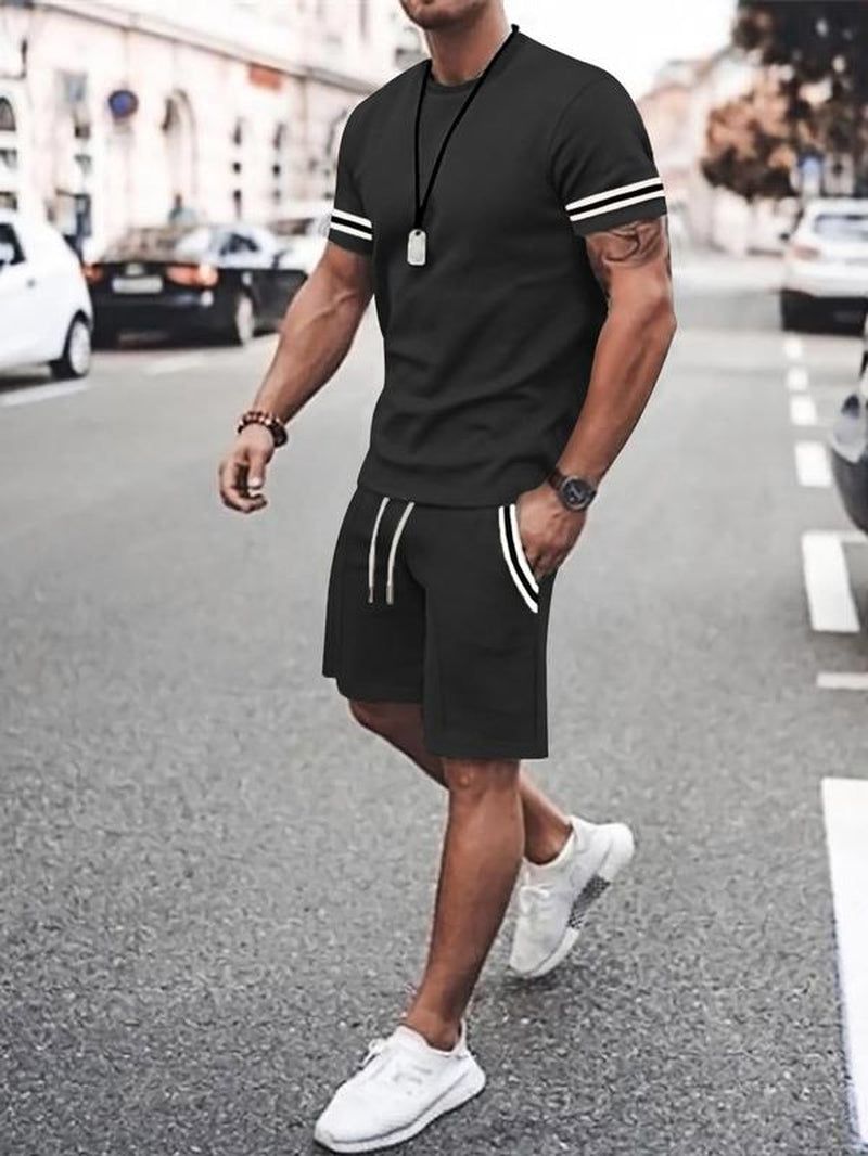 Two-Piece Set Men'S Contrast Binding Tee & Drawstring Waist Shorts Set, Quality and Comfort Casual Short Sleeve round Neck T-Shirt & Pocket Track Shorts, Summer Outfits Clothes Set for Men